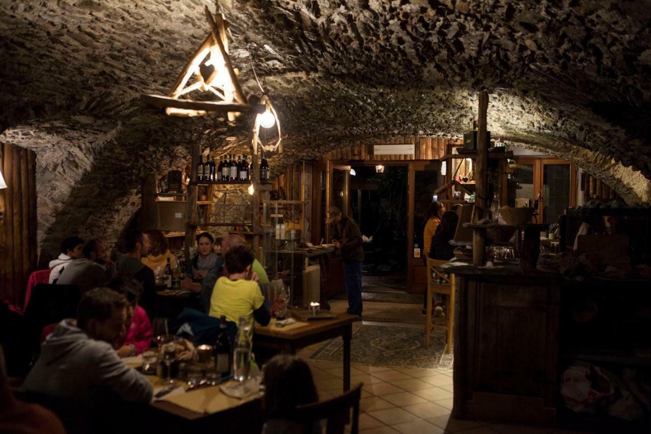 Visaisa Taverna & Foresteria Acceglio Exterior photo